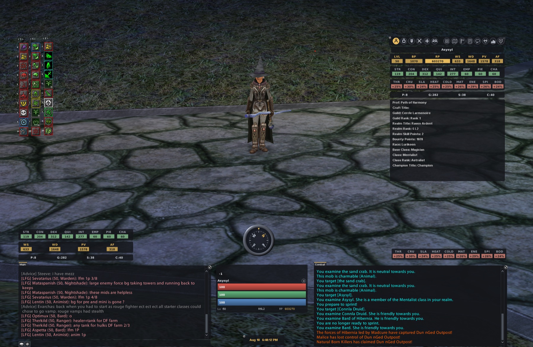 Cfmike Eden Flat UI in game: quickbars, character info, chat, floating target and round 3D compass